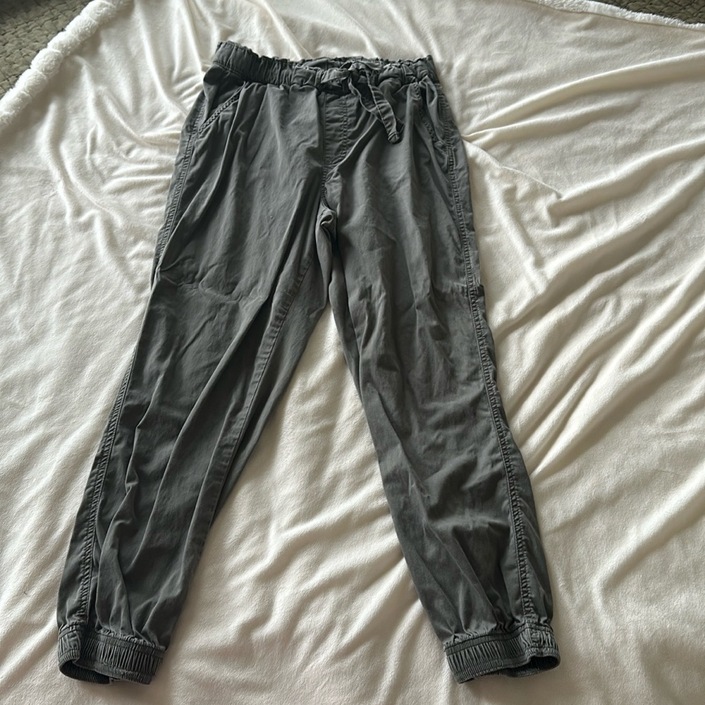 Knox Rose Cropped Jogger Pant